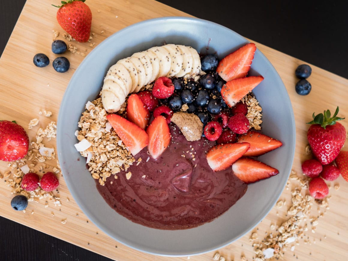 thick dairy free açaí bowl recipe